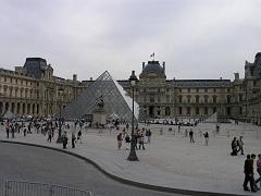 ga_F_Louvre_P8275058