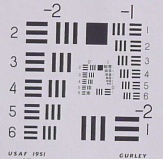 ZD50200_130mm_f3.3.jpg - Olympus ZD 50-200mm f/2.8-3.5 SWD lens at 130mm f/3.3 - very nice indeed - no wonder I love this lens! (200x pixel peeping)
