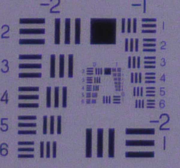 ZD50mm_EC20_f2.jpg - Olympus ZD 50mm f/2.0 macro with EC-20 2x teleconverter at f/2.0 - the EC-20 introduces some purple fringing but its still quite sharp. (200x pixel peeping)